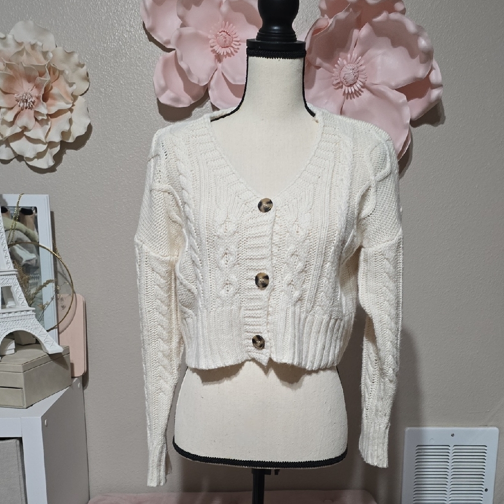 Timing Cream Button-Up Cable Knit Cardigan
